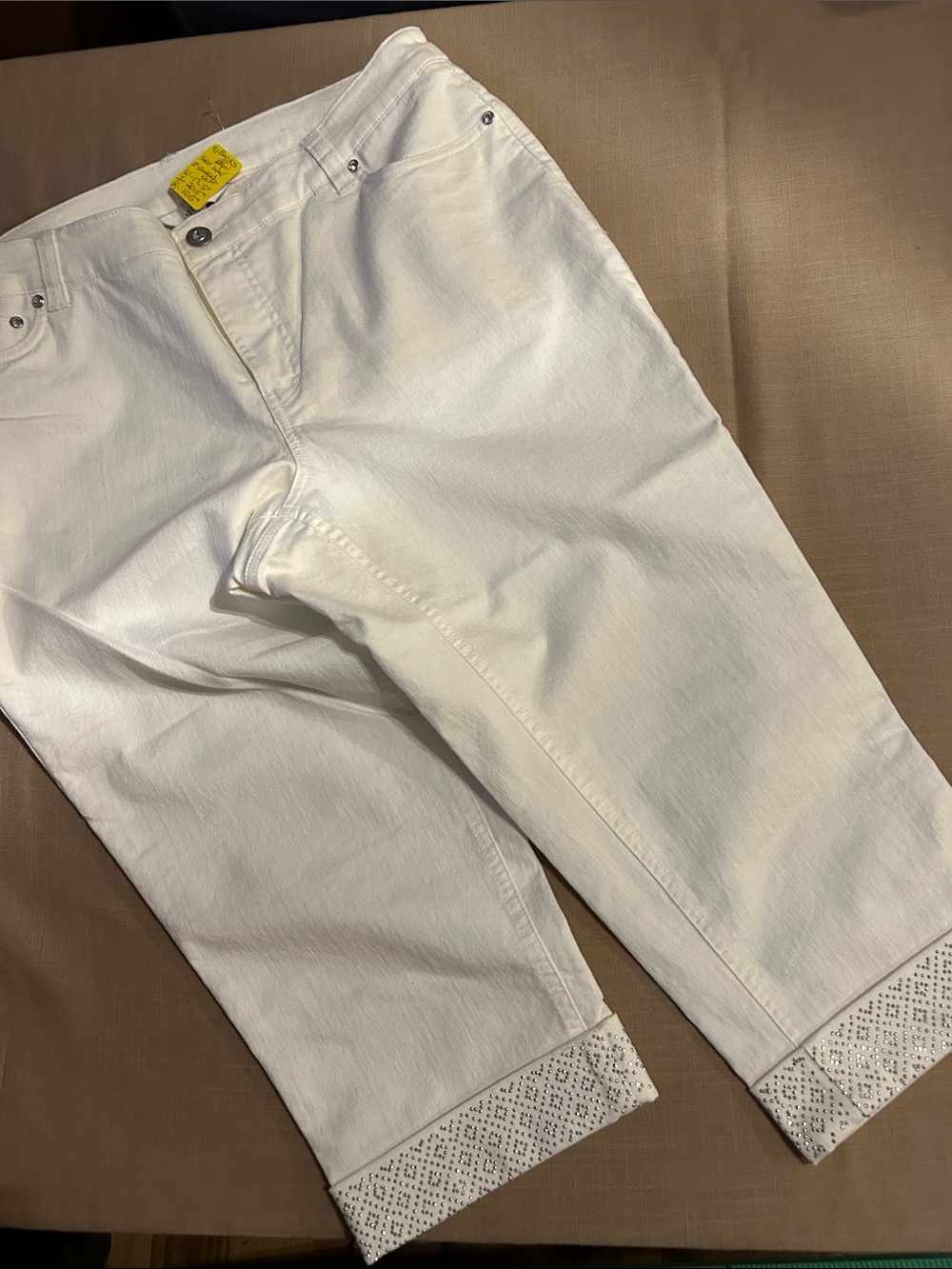 CJ Banks White Capris with studded Cuff